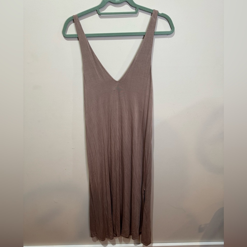 Waverles bamboo midi dress in latte size M NWT